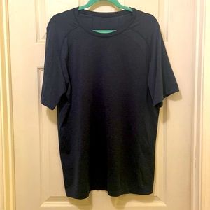 Lululemon Men’s Swiftly Shirt XLarge Navy
